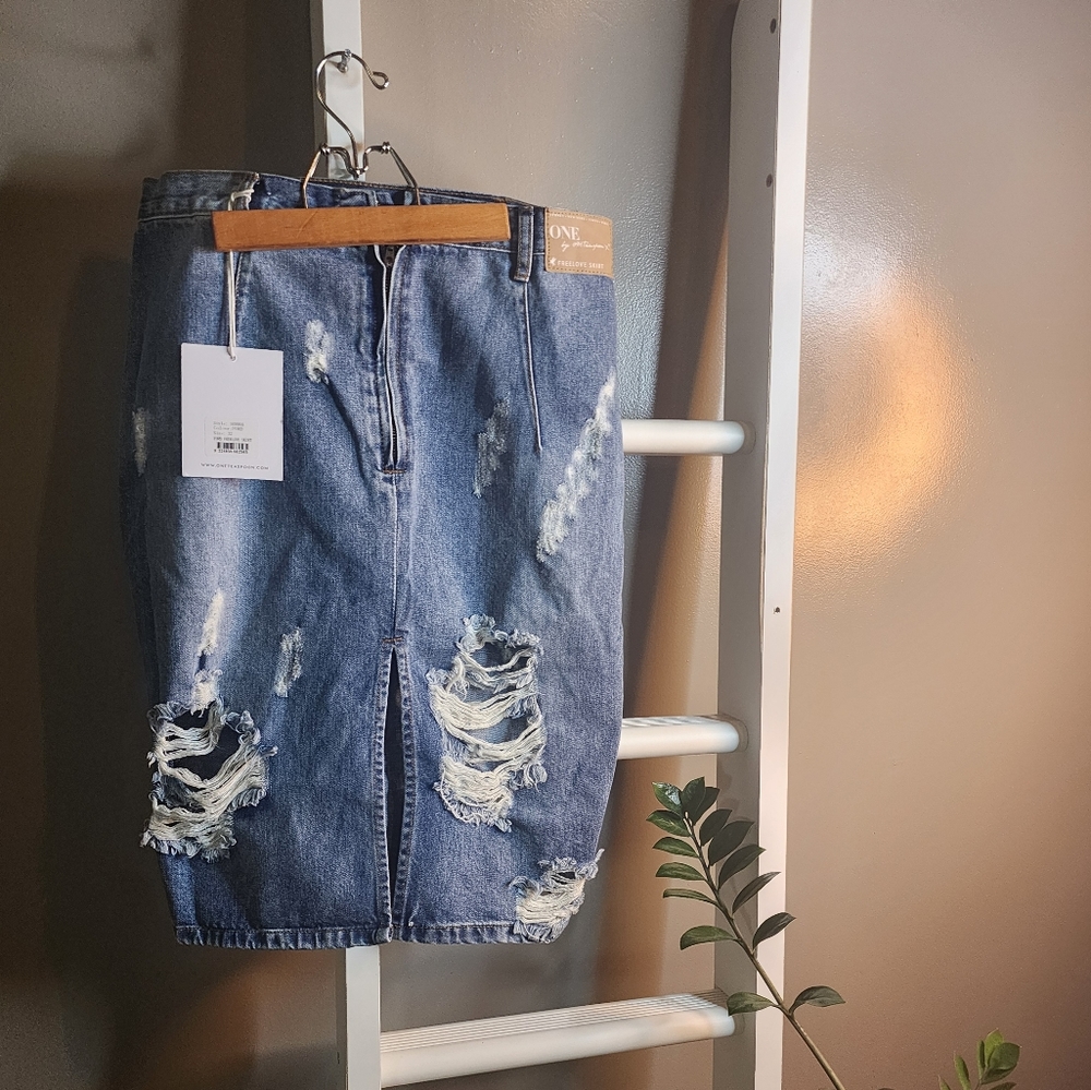 Oneteaspoon pencil skirt